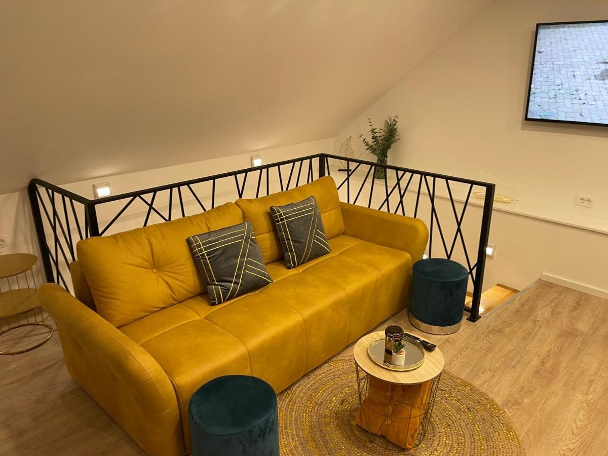 Tisno Central Apartments Zewnętrze zdjęcie